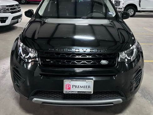 Used 2019 Land Rover Discovery Sport SE AWD/4WD image 9