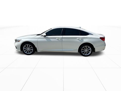 Certified 2022 Honda Accord LX image 5