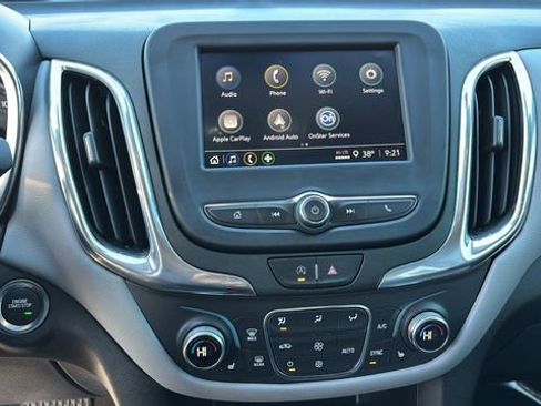 Used 2022 Chevrolet Equinox LT image 25