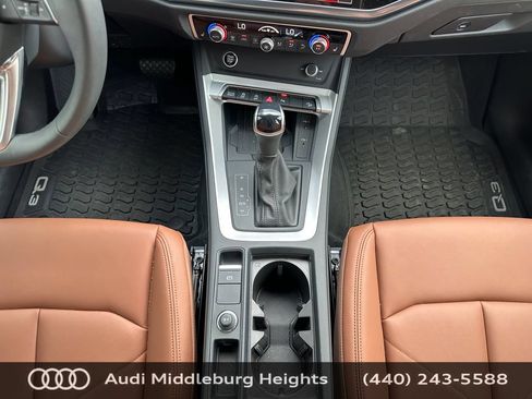 Used 2025 Audi Q3 2.0T Premium w/ Convenience Plus Package AWD/4WD image 26