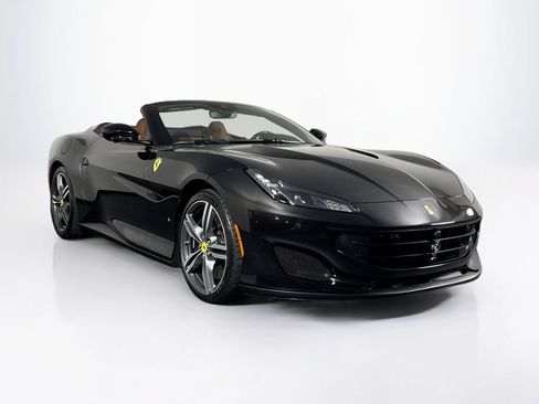 Used 2020 Ferrari Portofino RWD image 1