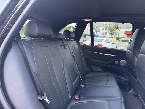 Used 2017 BMW X5 M AWD/4WD image 24