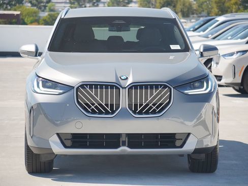 Used 2026 BMW X3 xDrive30i w/ Convenience Package AWD/4WD image 2