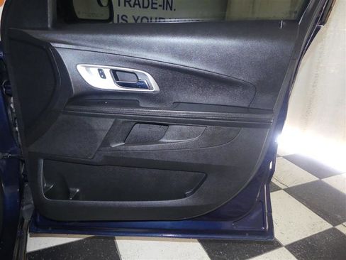 Used 2016 Chevrolet Equinox LT w/ Convenience Package image 24