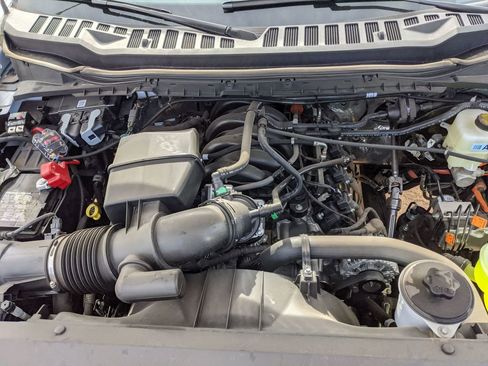 New 2025 Ford F250 XLT AWD/4WD image 16