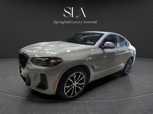 Used 2025 BMW X4 xDrive30i w/ Premium Package AWD/4WD image 4