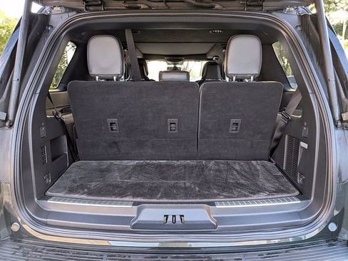 Used 2023 Lincoln Navigator Black Label AWD/4WD image 12