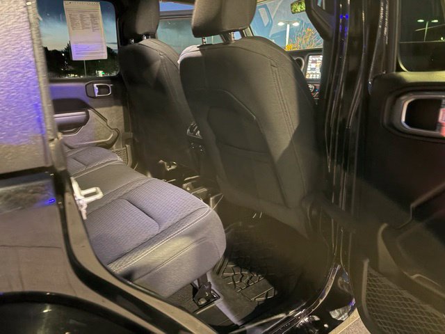 Used 2021 Jeep Wrangler Unlimited Sport AWD/4WD image 18