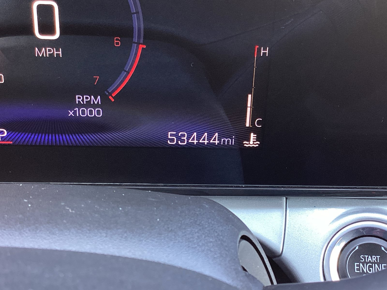 Used 2025 Chevrolet Trax LT FWD image 3