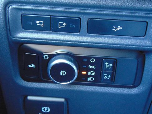 Used 2023 Ford F150 XLT w/ Equipment Group 302A High image 40