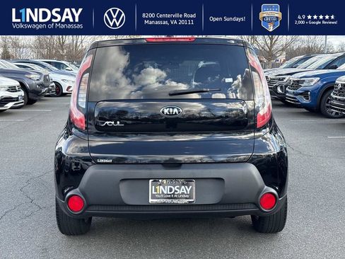 Used 2016 Kia Soul Base image 3