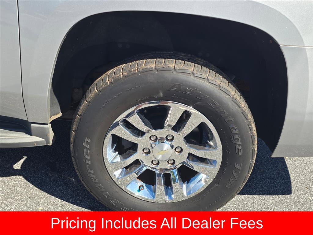 Used 2016 Chevrolet Suburban LT AWD/4WD image 13