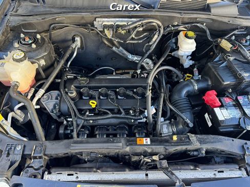 Used 2011 Ford Escape XLT FWD image 29