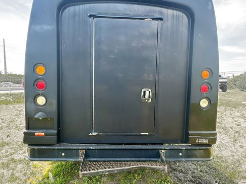 Used 2007 Ford E-450 and Econoline 450 RWD image 24