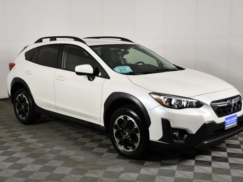 Used 2022 Subaru Crosstrek 2.0i Premium AWD/4WD image 4