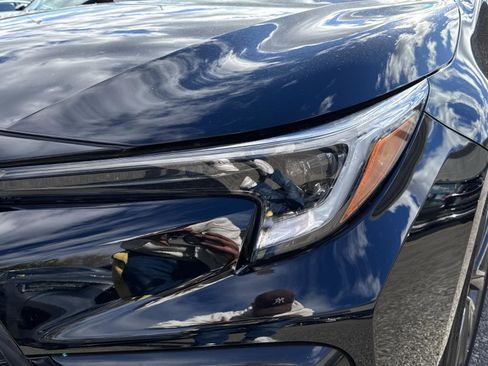 Used 2024 Toyota Corolla SE image 9