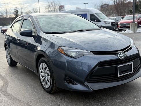 Certified 2019 Toyota Corolla LE image 11