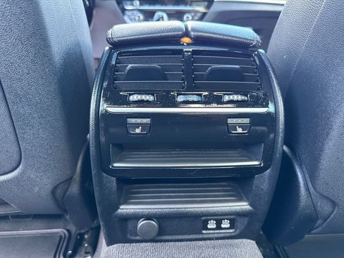 Used 2020 BMW 530i xDrive w/ Premium Package AWD/4WD image 15