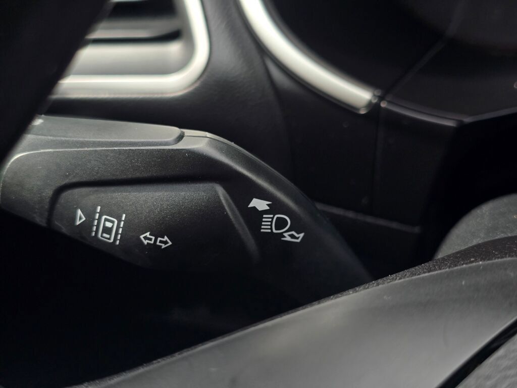 Used 2019 Ford Edge SEL w/ Equipment Group 201A FWD image 23