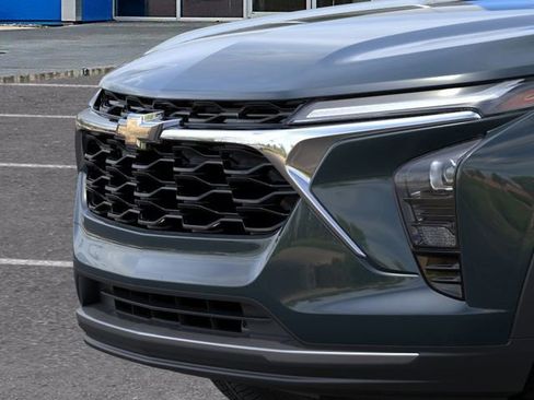 New 2026 Chevrolet Trax LT w/ Driver Confidence Package FWD image 13