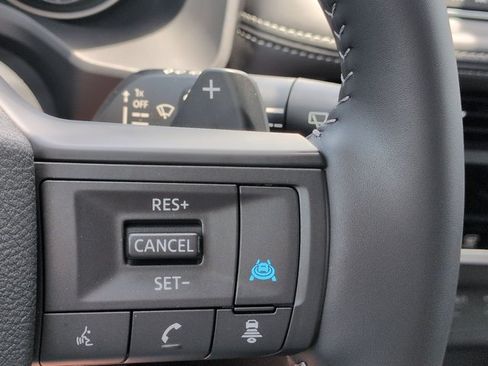 Used 2026 Nissan Rogue SV FWD image 26
