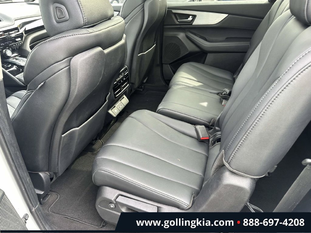 Used 2023 Acura MDX SH-AWD image 11