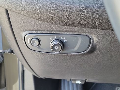 Certified 2024 Chevrolet Equinox LT image 16