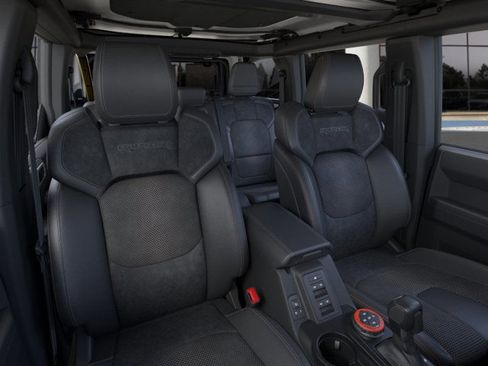 New 2025 Ford Bronco Raptor image 10