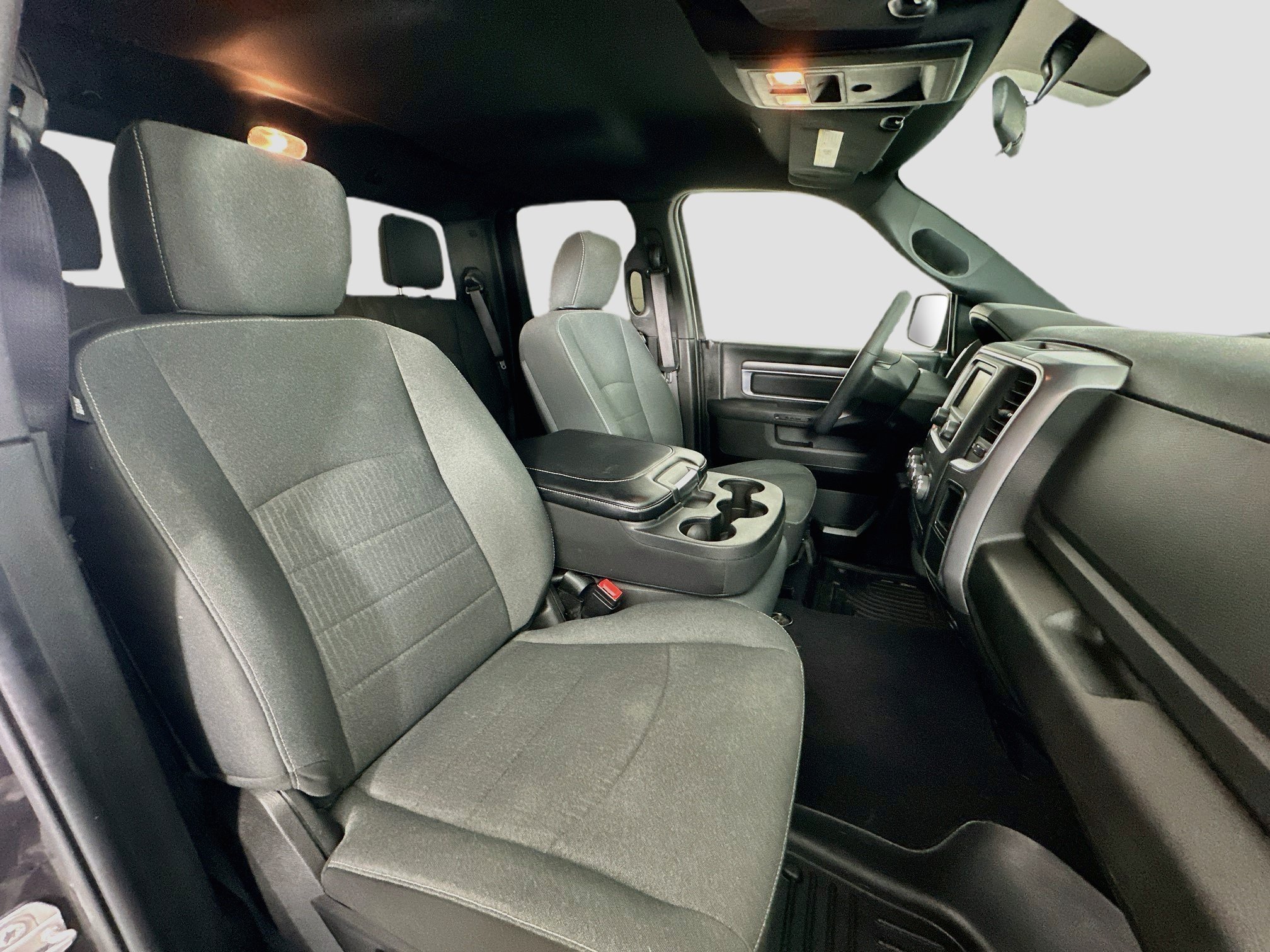 Used 2022 RAM 1500 Warlock RWD image 28
