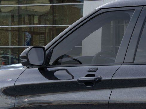 New 2026 Ford Explorer ST-Line w/ ST-Line Street Pack AWD/4WD image 20