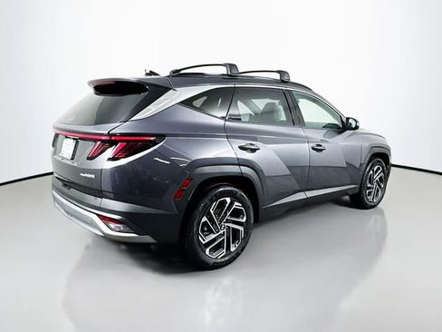 Used 2025 Hyundai Tucson Limited image 8