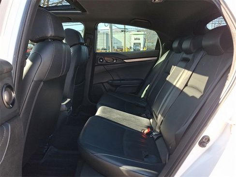 Used 2018 Honda Civic Sport Touring image 10