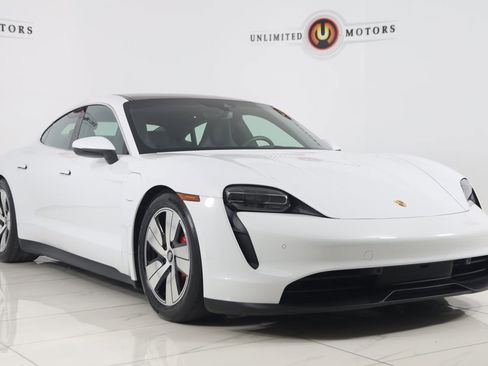 Used 2020 Porsche Taycan 4S image 25