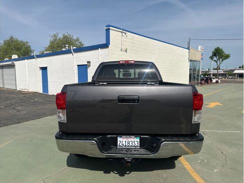 Used 2013 Toyota Tundra 4x4 Double Cab w/ Tow Pkg image 7