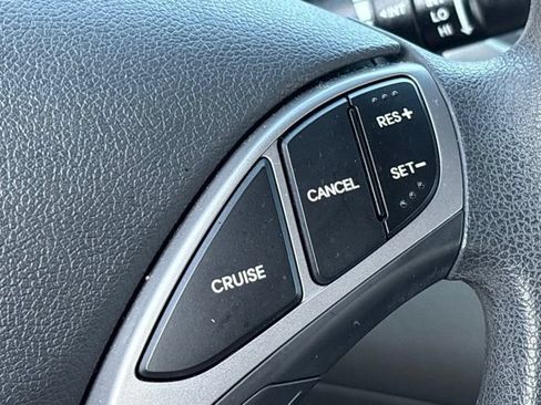 Used 2014 Hyundai Elantra SE w/ Option Group 02 FWD image 14