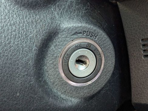 Used 2023 Toyota Tacoma SR5 RWD image 31