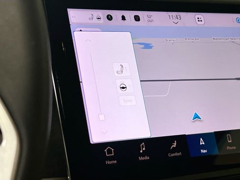 Used 2023 Jeep Grand Cherokee Limited image 20