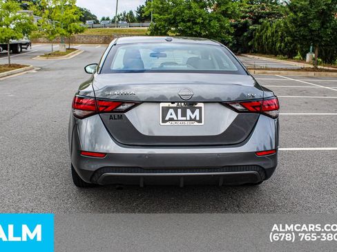 Used 2024 Nissan Sentra SV FWD image 10