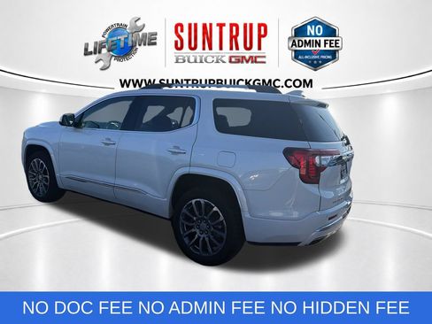 Used 2023 GMC Acadia Denali w/ Denali Ultimate Package AWD/4WD image 3