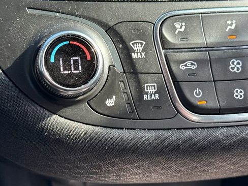 Used 2024 Chevrolet Malibu LT image 29