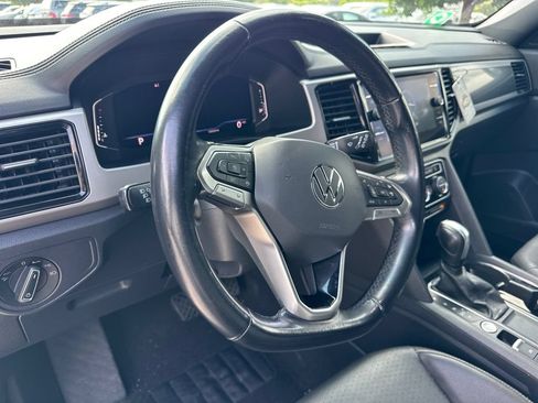Used 2020 Volkswagen Atlas Cross Sport SEL FWD image 9