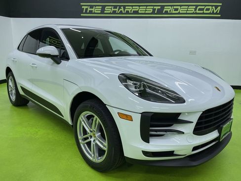 Used 2020 Porsche Macan image 2
