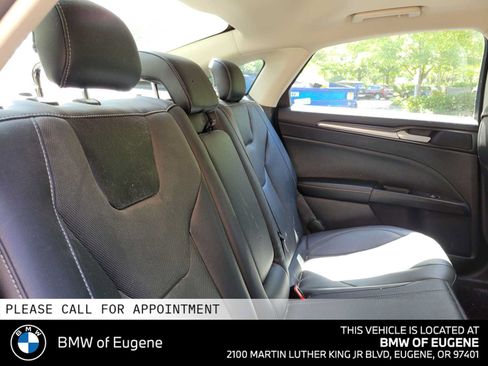 Used 2019 Ford Fusion Titanium AWD/4WD image 12
