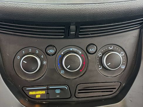 Used 2015 Ford Escape SE AWD/4WD image 18