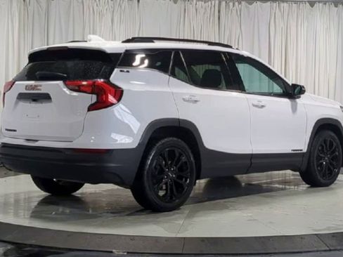 Used 2020 GMC Terrain SLE w/ Driver Convenience Package FWD image 10