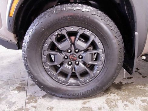 Used 2022 Nissan Frontier PRO-4X w/ Pro-4X Premium Package image 10