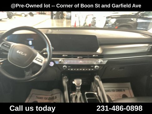 Used 2023 Kia Telluride S AWD/4WD image 18