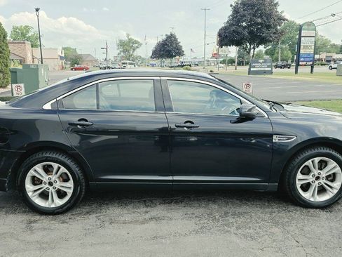 Used 2019 Ford Taurus SEL AWD/4WD image 7