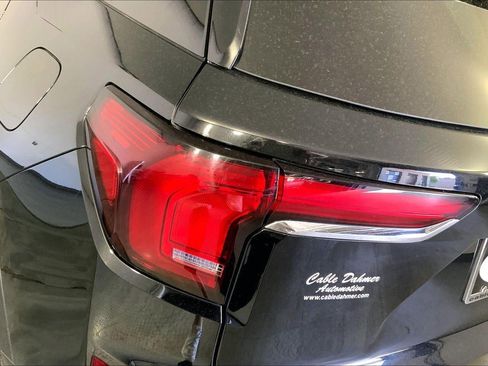 Used 2025 GMC Terrain Elevation FWD image 27