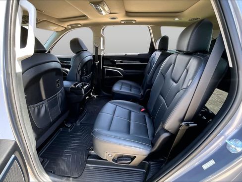 Used 2024 Kia Telluride SX FWD image 30